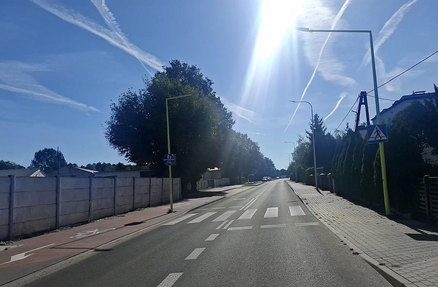 Świeżutki debilizm, mający może kilometr