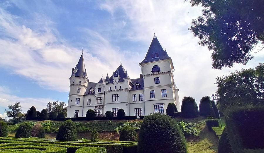 Pałac Andrassych w Tiszadob po gruntownej renowacji w 2015 roku.