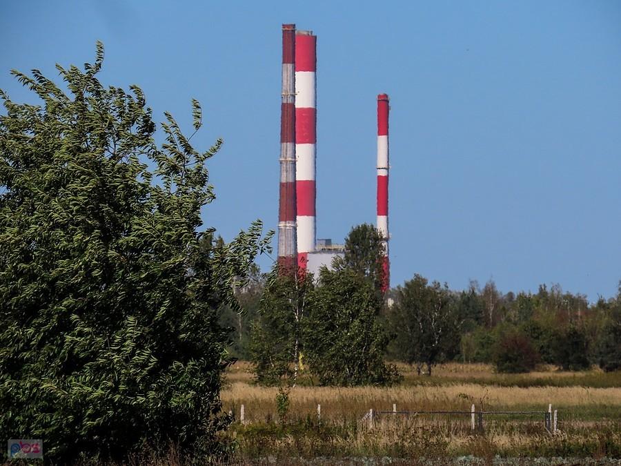 Kominy EC Siekierki z ul. Karbońskiego