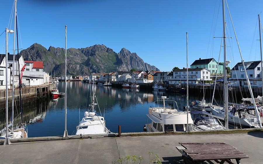 Port w Henningsvær