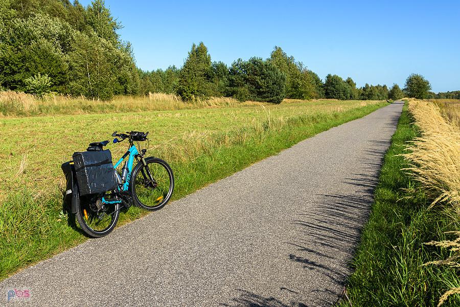 Mirowski gościniec, czyli droga pieszo-rowerowa Żarki - Mirów i mój Cube