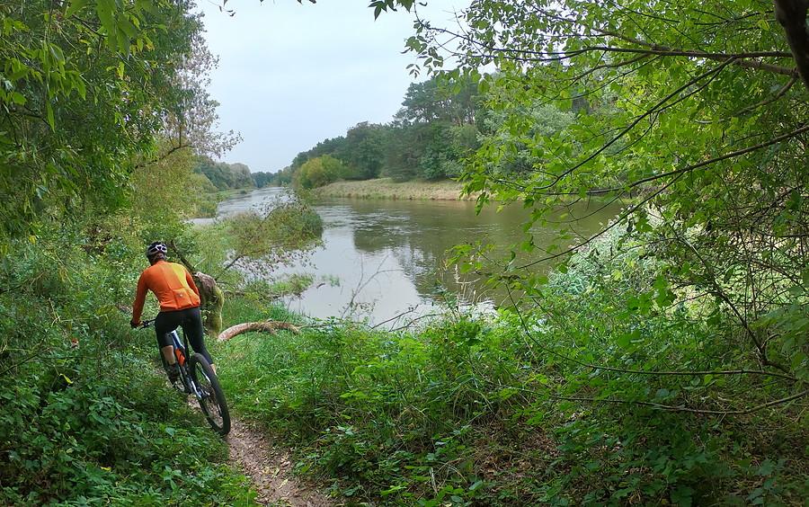Nadwarciański klimacik, dostępny tylko dla MTB-owców :)