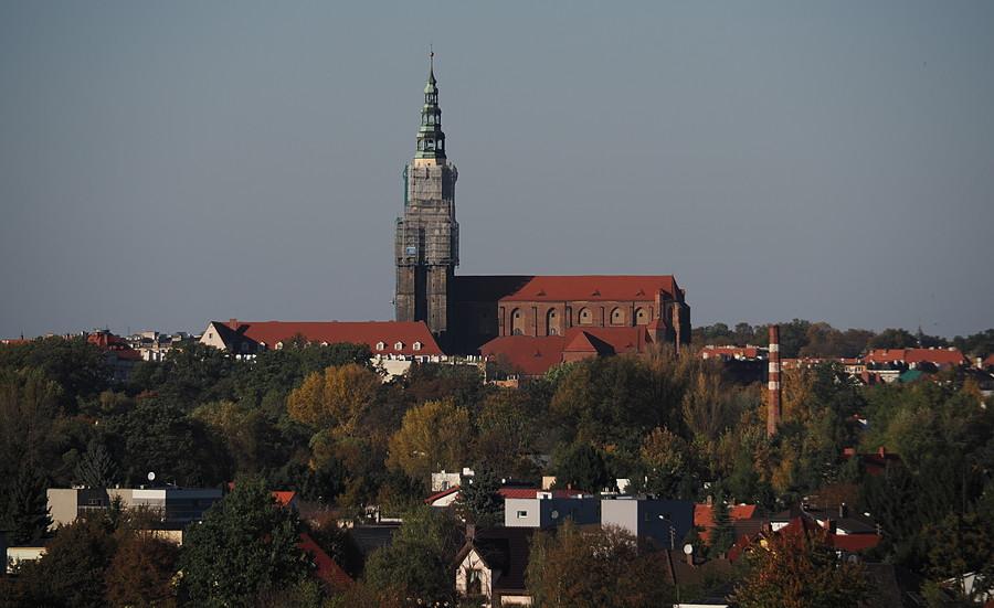 101 metrowa katedra św. Stanisława i św. Wacława w Świdnicy