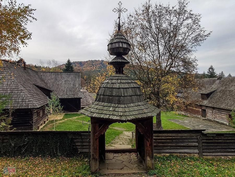 Brama do cerkwi ze Zboja pochodzi z innej cerkwi, z Nižného Orlíka