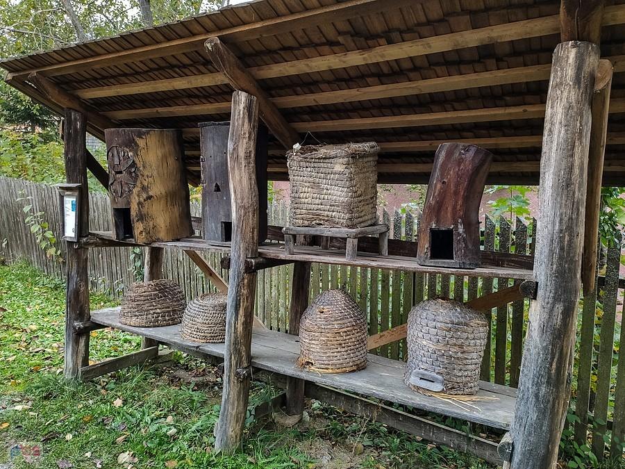 Bardejovské Kúpele - skansen, ule z Valkova