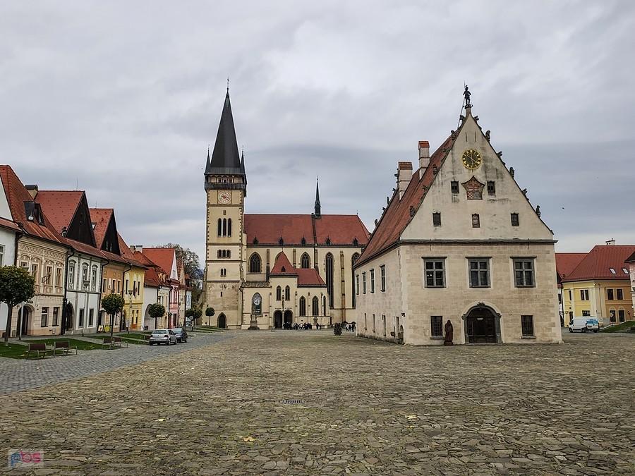 Bardejów - bazylika i ratusz od strony płd.