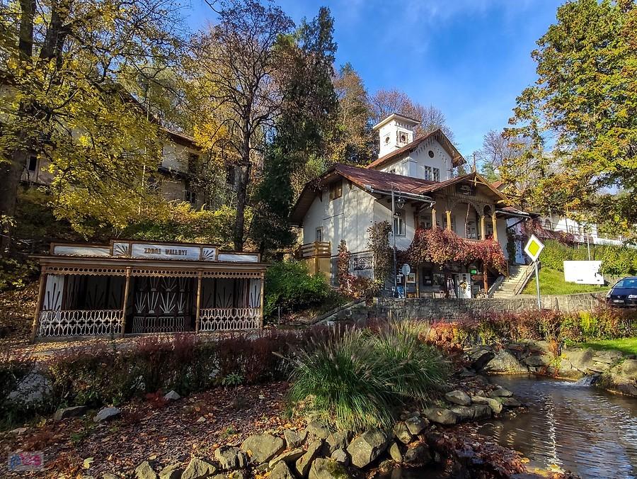 Szczawnica - zdrój Waleryi i Stara Kancelaria przy pl. Dietla