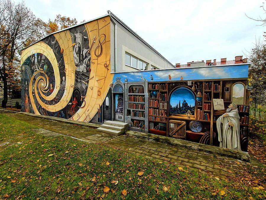 Mural Tomasza Sętowskiego.
