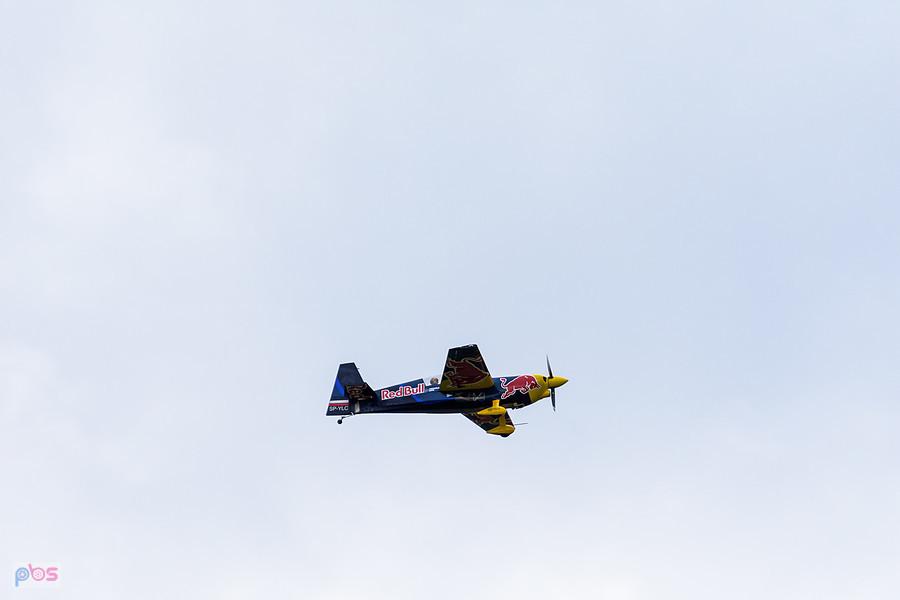 Zivko Edge 540T #SP-YLC i pilot Łukasz Czepiela