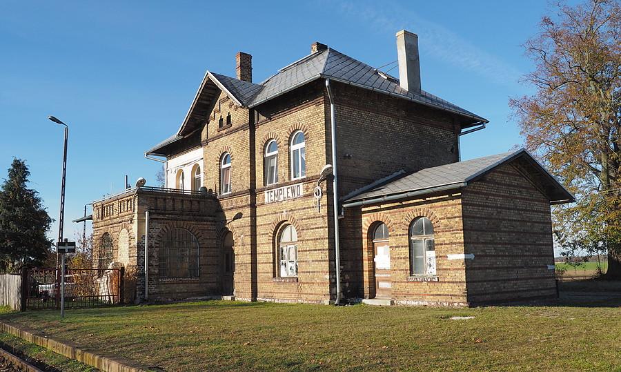 Na peronie w Templewie
