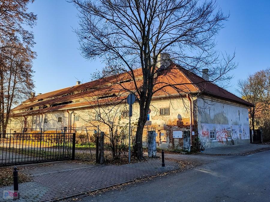 Spichlerz - słodownia d. folwarku wilanowskiego