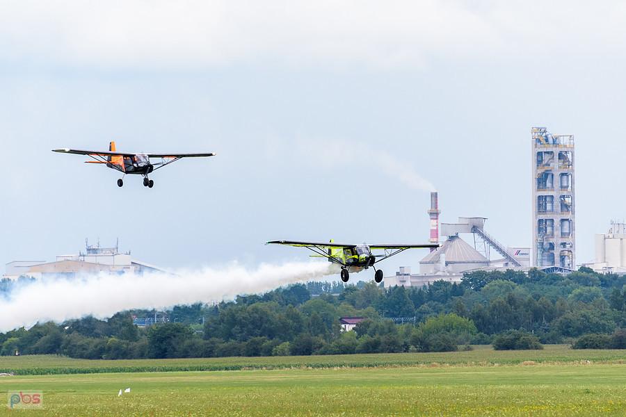 Bushcat Demo Team - SkyReach BushCat #SP-SMOG (pilot Dominik Motoła) i # SP-SZKY (Pilot Marcin Zaborowski)