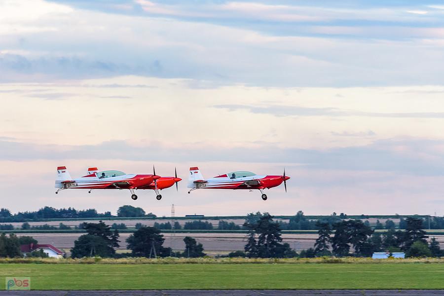 Firebirds - Extra 330 LC #SP-TLA - pilot Adam Labus, #SP-TLB - Sebastian Nowicki, #SP-TLC Łukasz Świderski