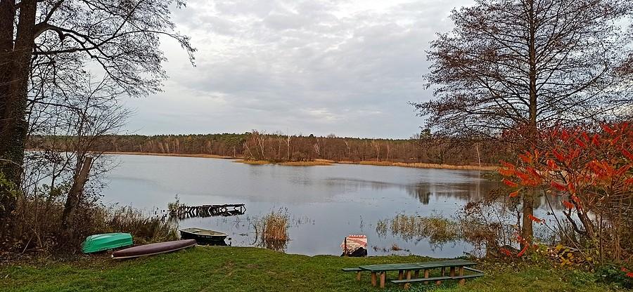 Jezioro Olejnickie przed zachodem słońca