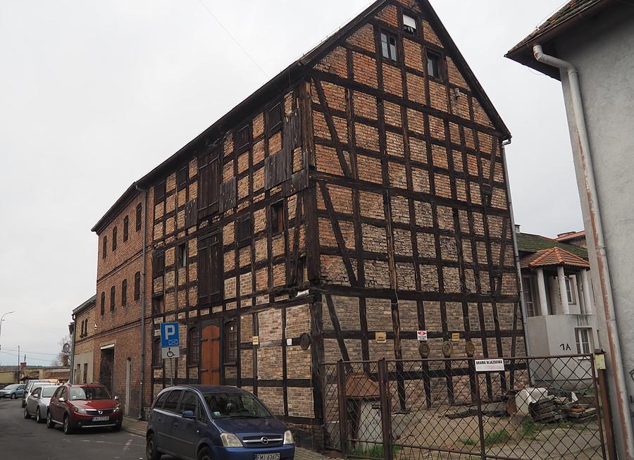 XIX wieczny spichlerz