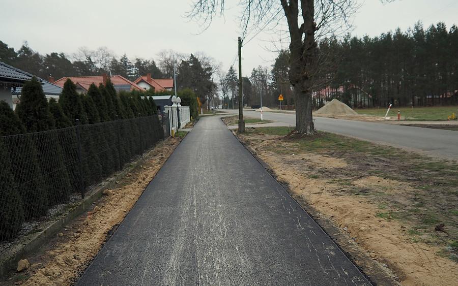 Świniary, droga rowerowa