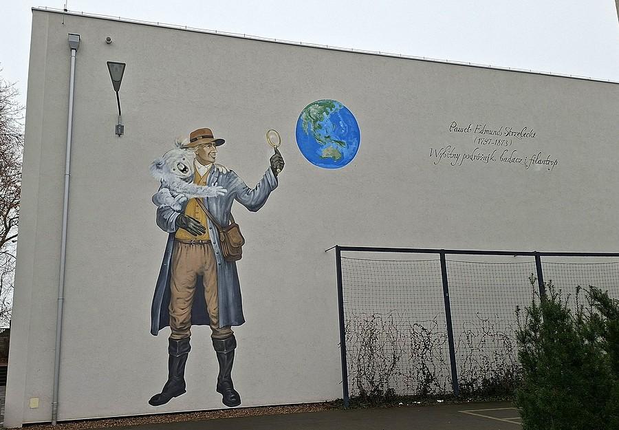 Mural z Edmundem Strzeleckim na poznańskiej Głuszynie