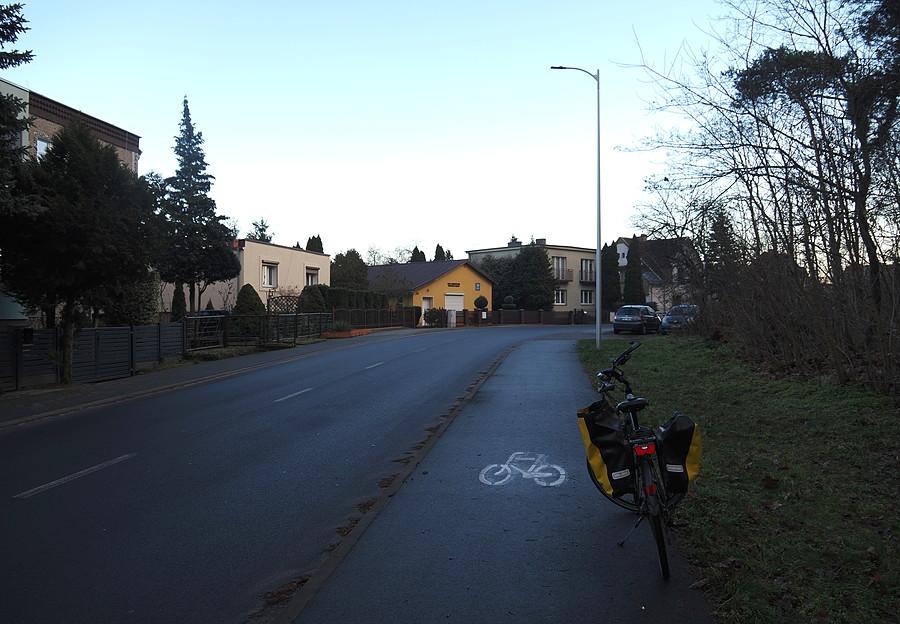 Rzepin, ścieżka rowerowa przy ulicy Zielonej