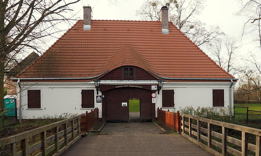 Budynek bramny zamku w Międzyrzeczu