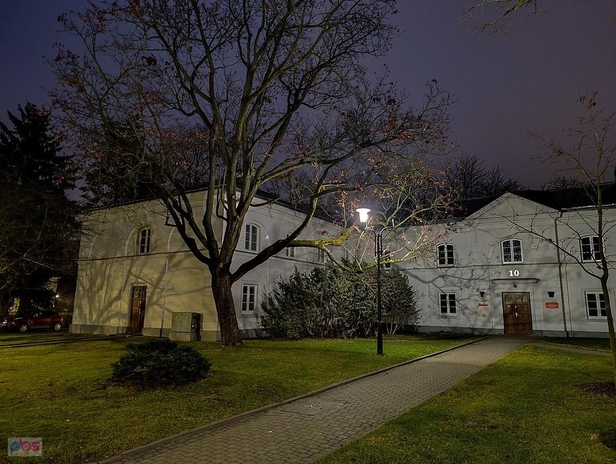 Jedna z oficyn Pałacu Krasińskich