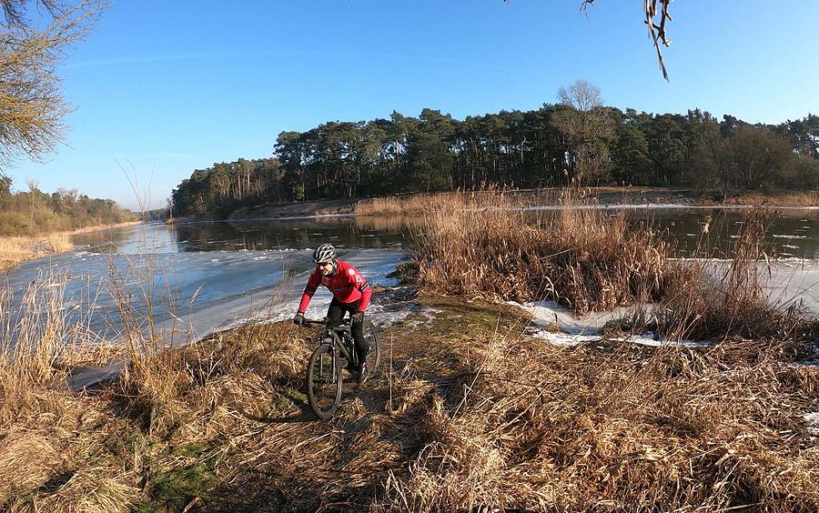 Słoneczne i lekko zmrożone nadwarciańskie klimaty