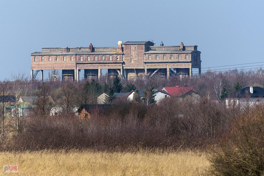 Częstochowa, dzielnica Błeszno, a w tle Dawne Zakłady Górniczo-Hutnicze Sabinów