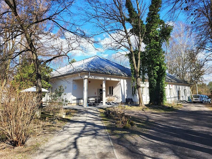 Prywatny pałac w Pławnie