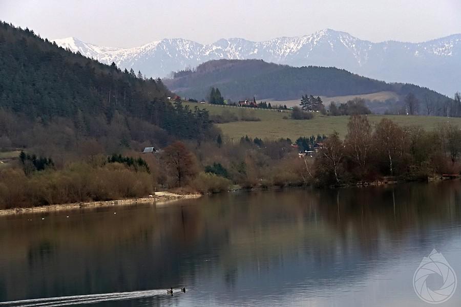 vodná nádrž Hričov