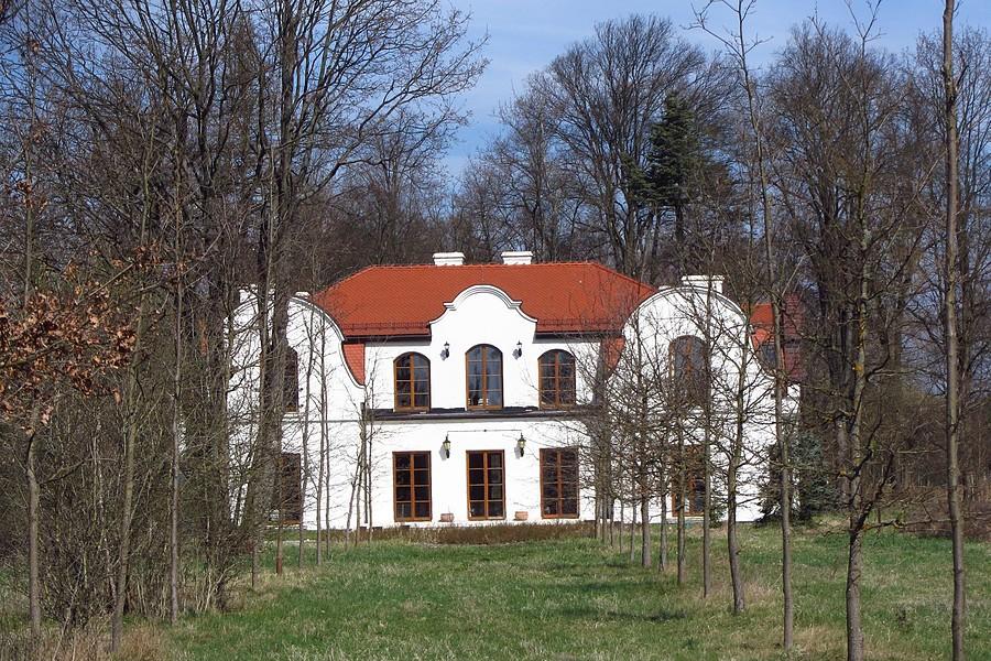 Dworek w Cielętnikach I