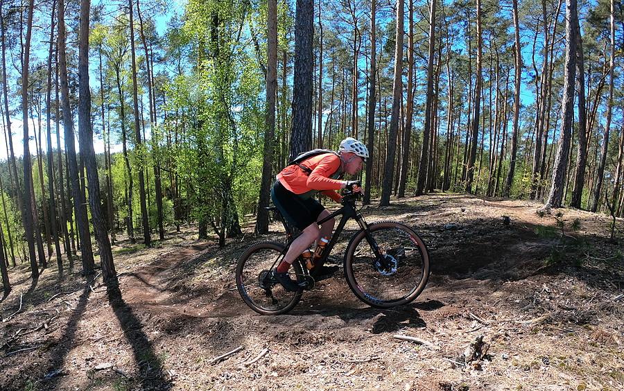 Wyrobiona przez lata technika MTB się przydaje