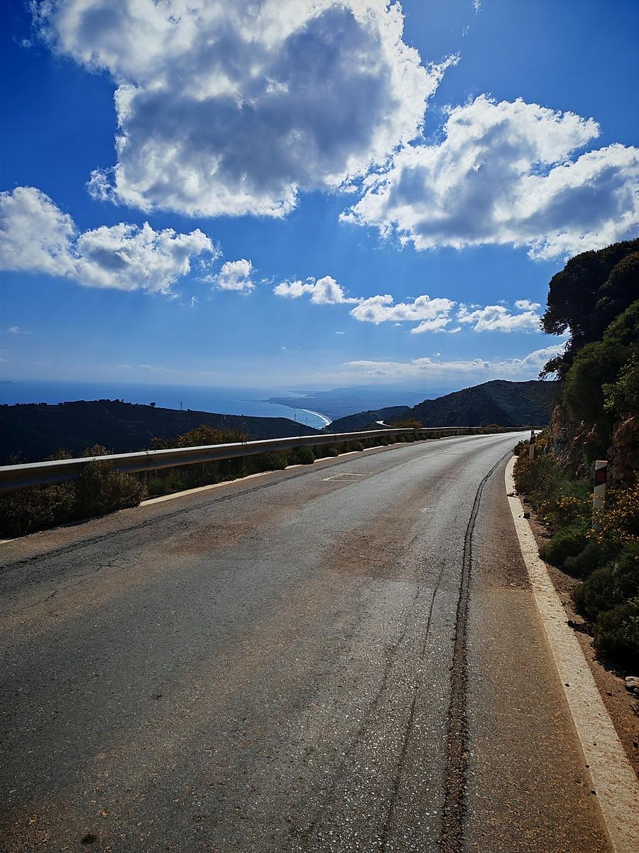 Z gór nad morze. Kreta.