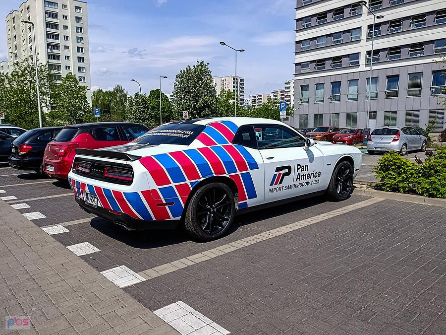 Dodge Challenger