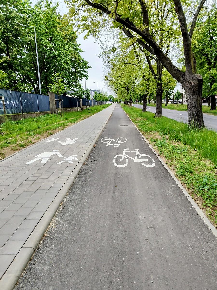 Nowa ddr-ka pomiędzy Rynkiem Wieluńskim a Popiełuszki.
