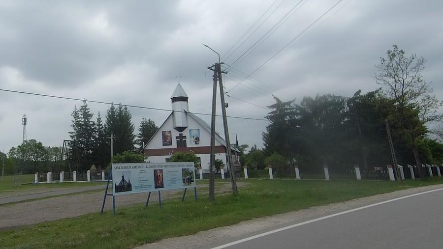 Sanktuarium Matki Bożej Radosnej Opiekunki Przyrody, patronka leśników i ekologów, Secymin