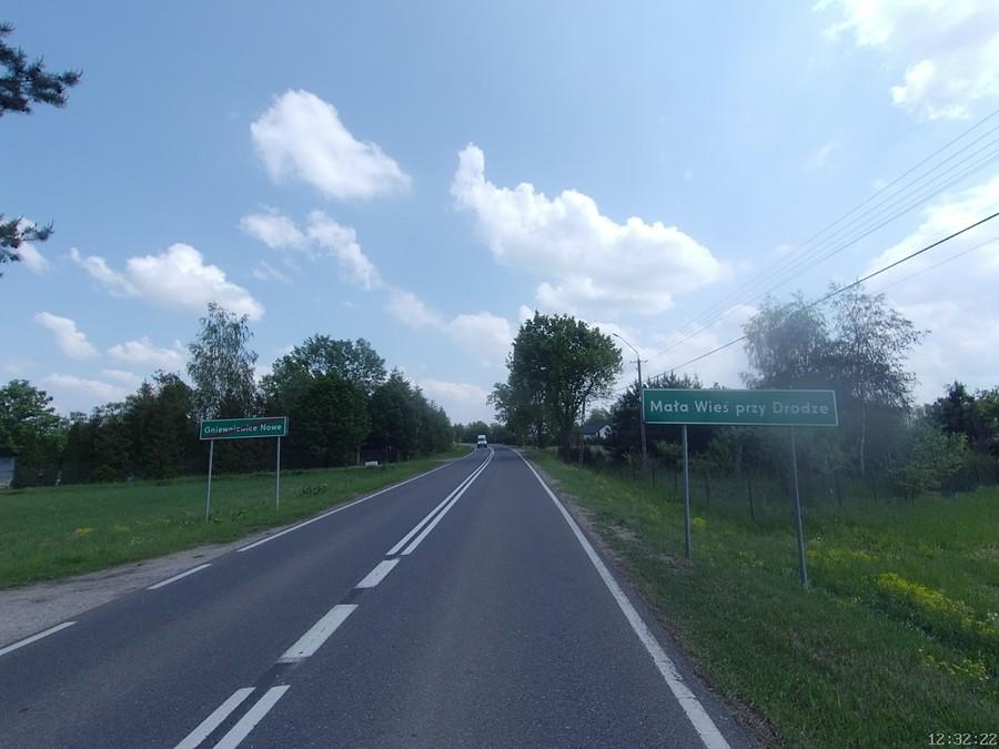 Znowu Mała Wieś przy Drodze