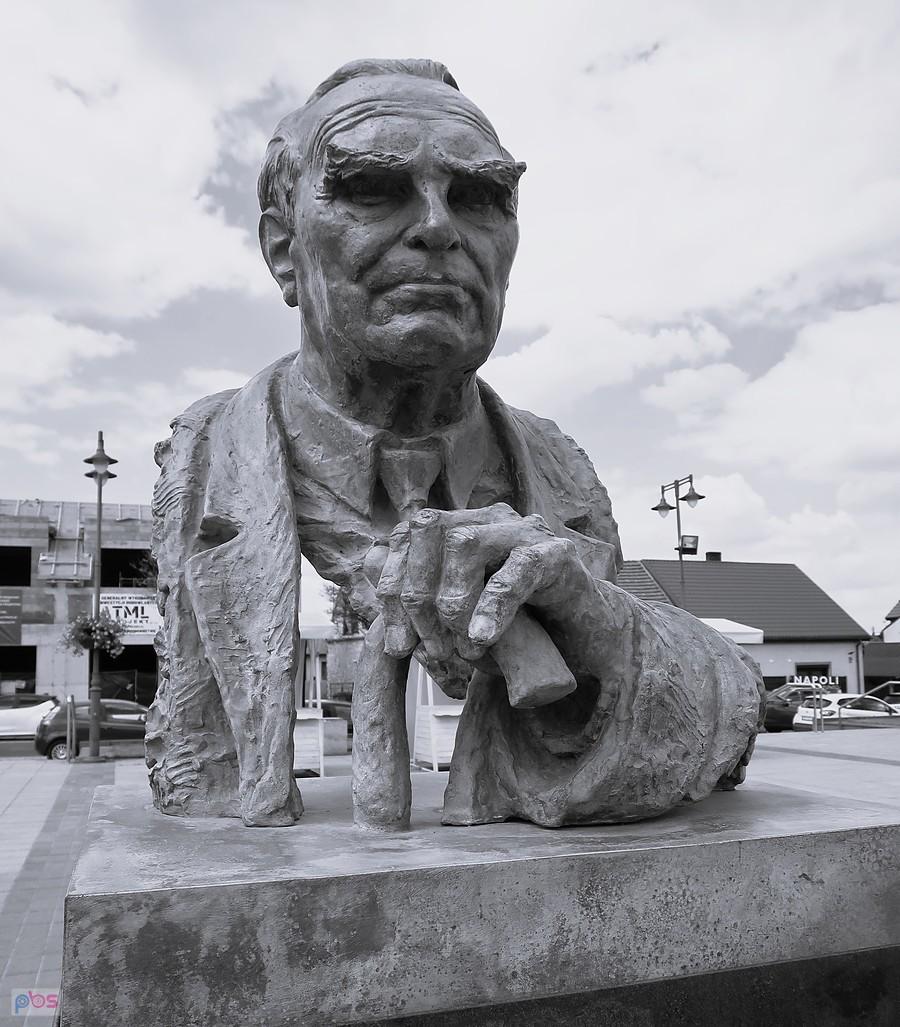 Popiersie Cz. Miłosza
