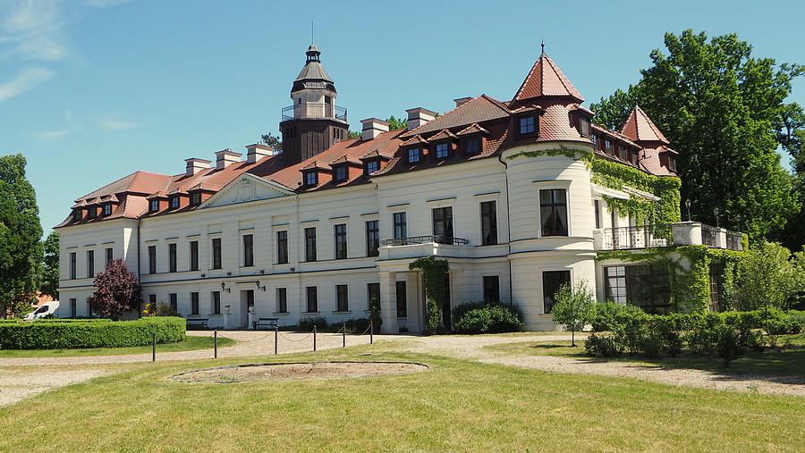 Pałac w Wiejcach