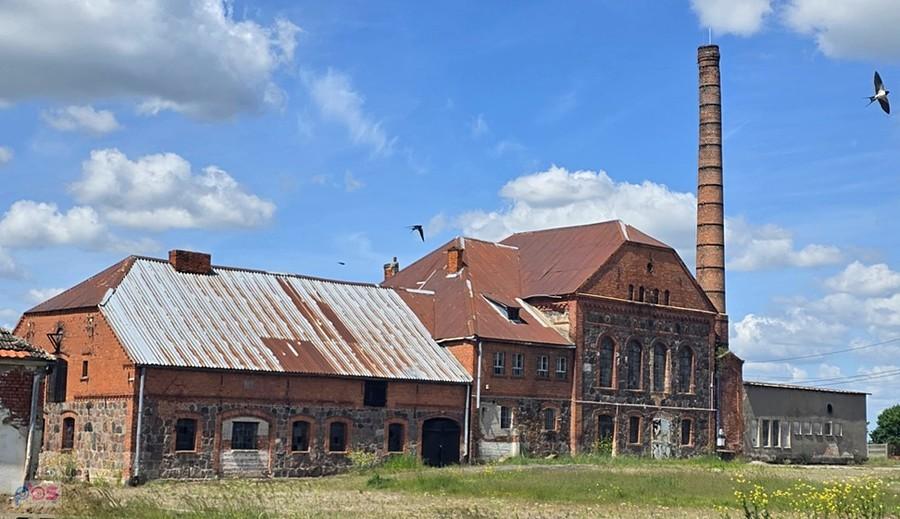 DOŁGIE (niem.Langenhagen) Zabudowania folwarczne