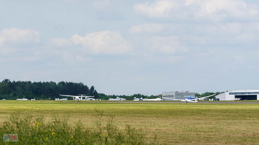 Artus Aircraft Artus 600-Lighter #SP-SUNY wyciąga szybowiec