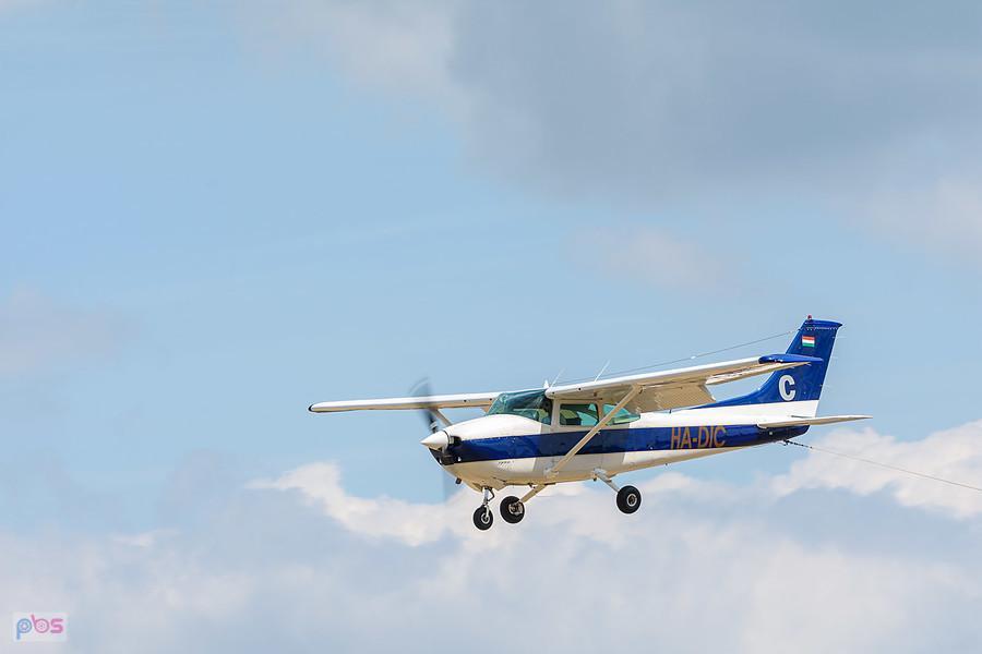 Cessna 182P Skylane #HA-DIC