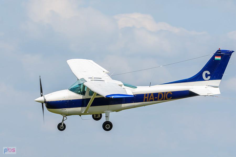 Cessna 182P Skylane #HA-DIC