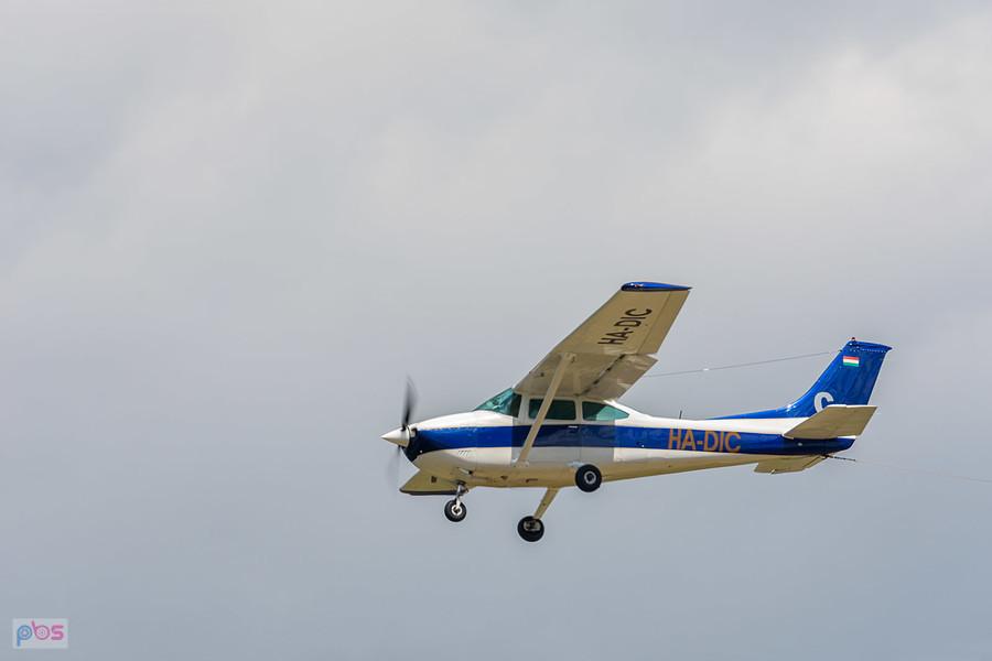 Cessna 182P Skylane #HA-DIC