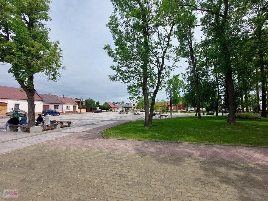 Rynek w Pierzchnicy