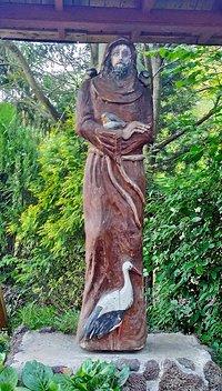 Wjazdu do Rudy Milickiej pilnuje św. Franciszek