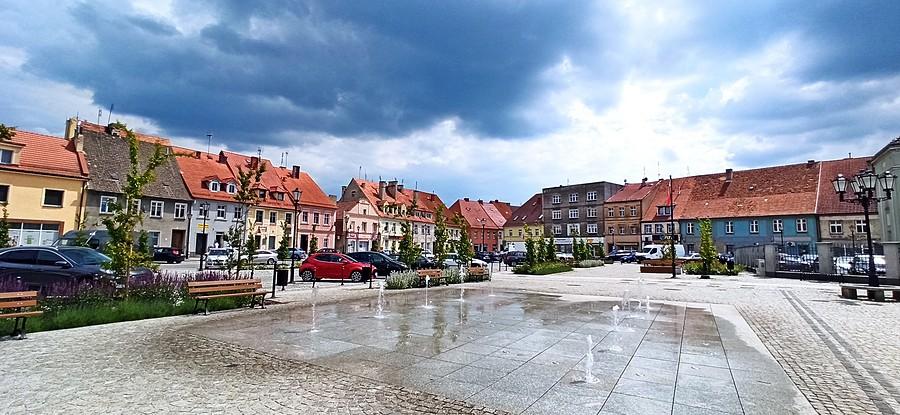 Kamieniczki na rynku w Miliczu