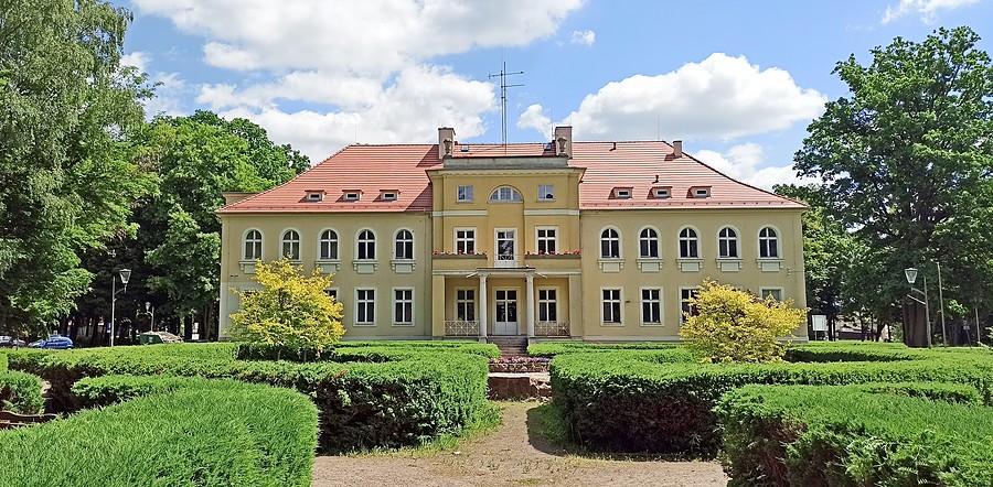 Pałac w Krośnicach