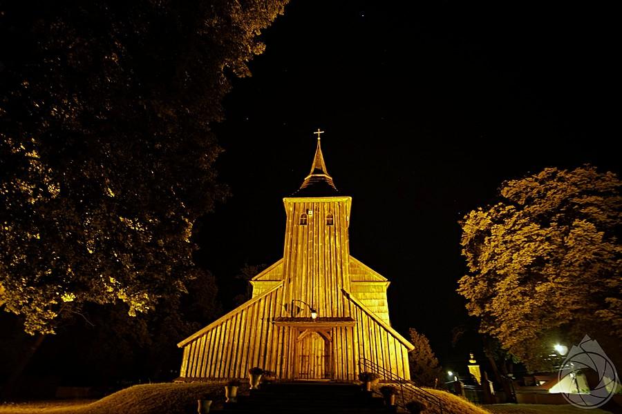 zabytkowy kościół cmolasowski