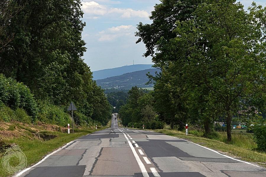 mały zjazd w stronę Świętego Krzyża i Wzdołu Rządowego