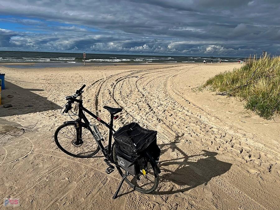 Wejście na plażę w Łebie