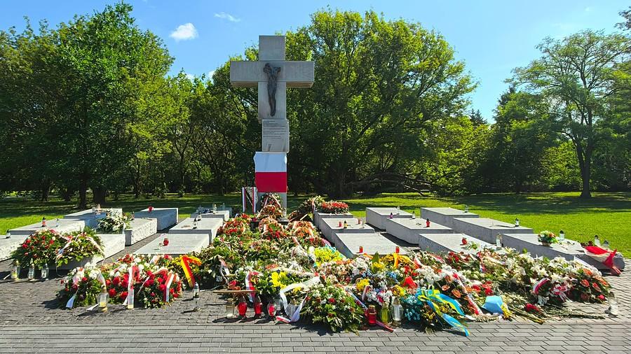 Skwer katyński przy Trasie Toruńskiej